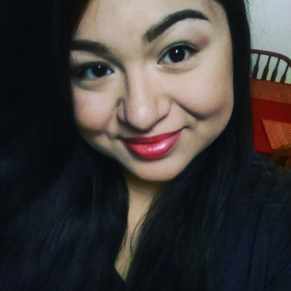 Meet your Posher, Desiree